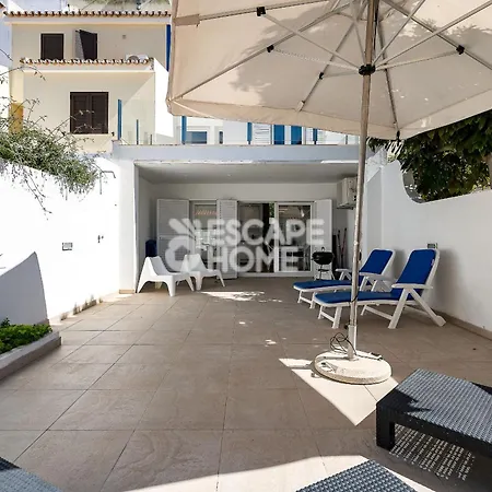 בית נופש Marina Village *