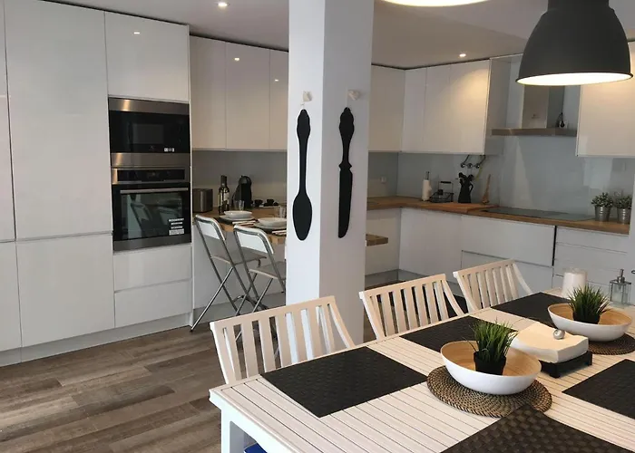 Marina Village Semesterbostad *